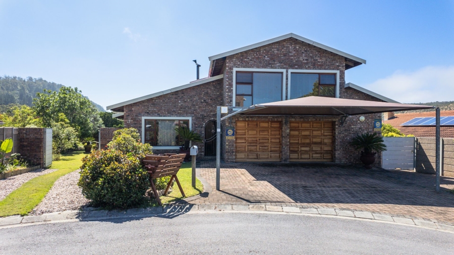 4 Bedroom Property for Sale in Groenvallei Western Cape